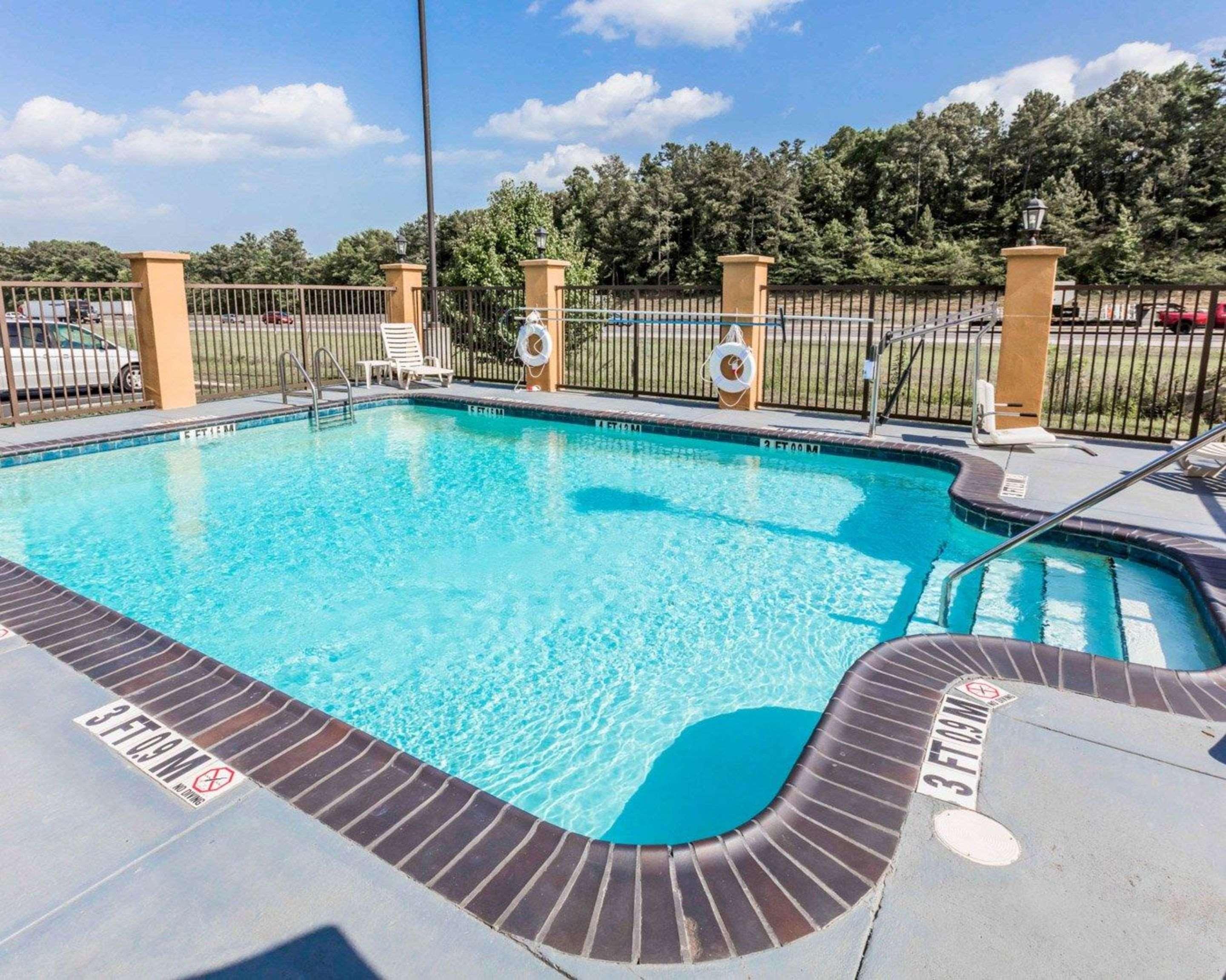 Comfort Suites Pell City I-20 Exit 158 Buitenkant foto